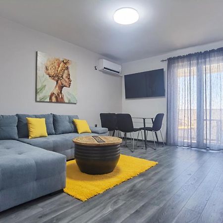 Apartment Pek Crikvenica Luaran gambar