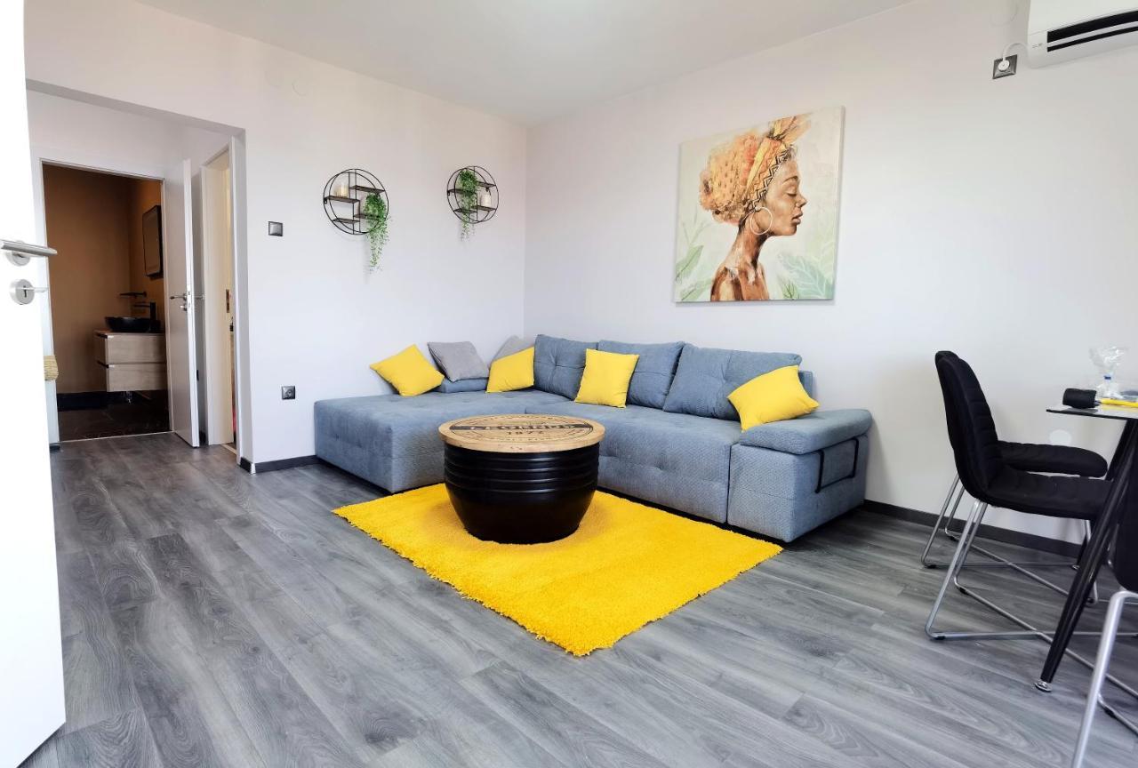 Apartment Pek Crikvenica Luaran gambar