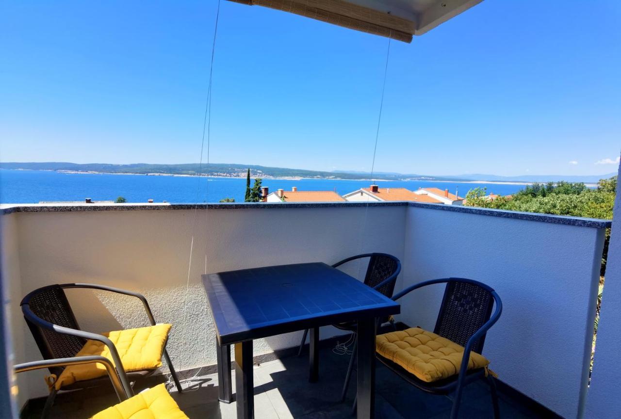 Apartment Pek Crikvenica Luaran gambar