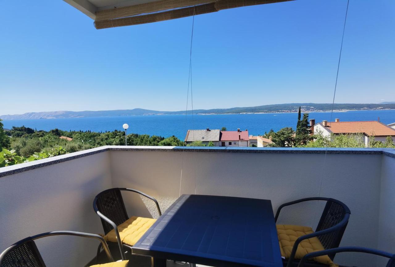 Apartment Pek Crikvenica Luaran gambar