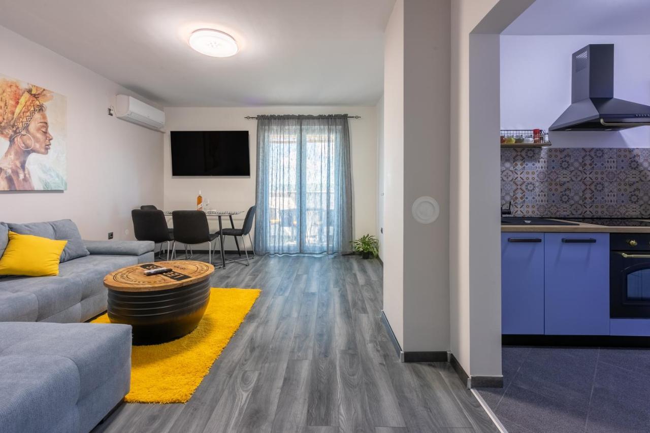 Apartment Pek Crikvenica Luaran gambar