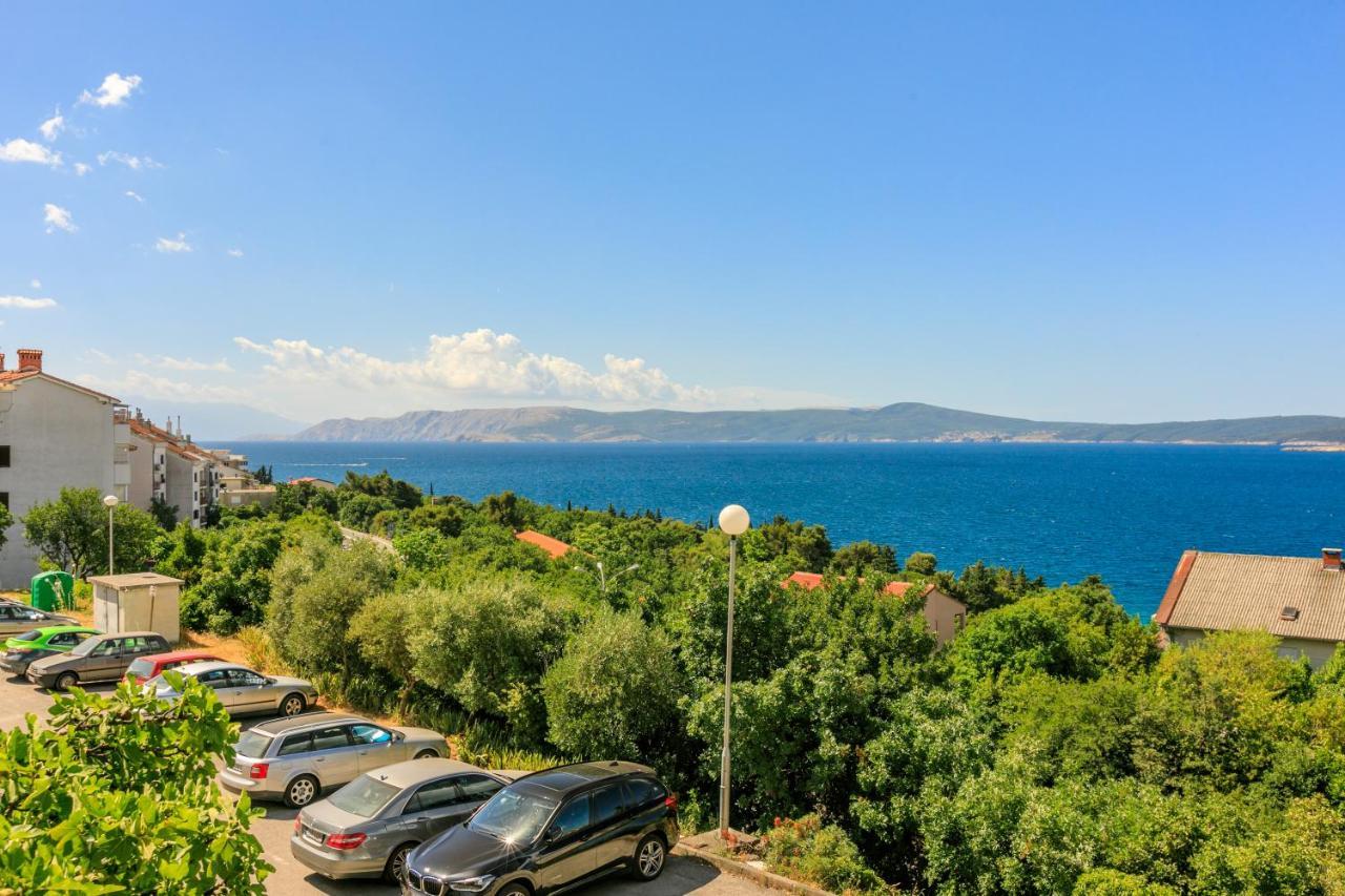 Apartment Pek Crikvenica Luaran gambar