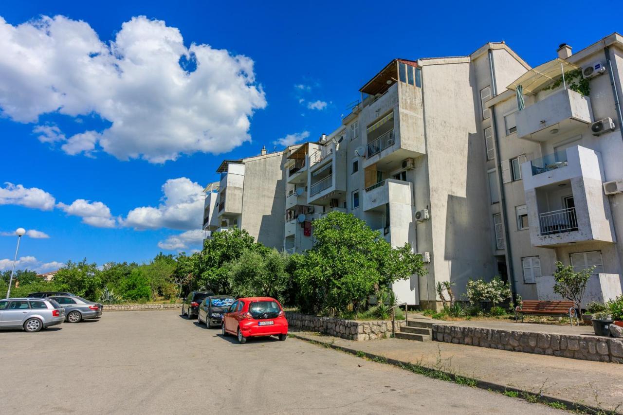 Apartment Pek Crikvenica Luaran gambar